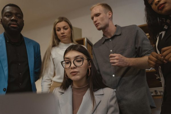 Navigating Legal Compliance: A UK Business Guide to Launching a Successful Online Marketplace