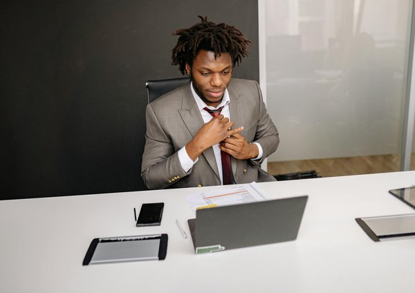 Create eye-catching designs effortlessly using this mockup tool